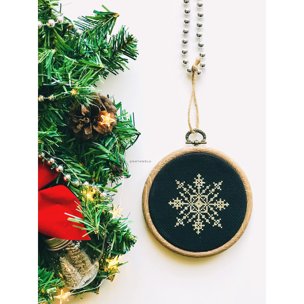 Gold Snowflake Ornament Cross Stitch