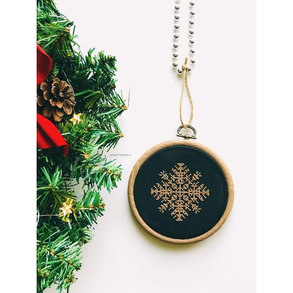 Snowflake Ornament Cross Stitch