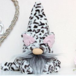 Snow Leopard Gnome ,Cat Gnome , Safari decor Nursery , Zoo Animals