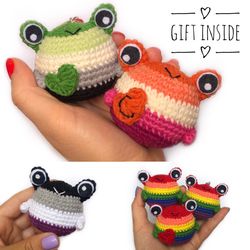 Pride frog | Pride plush | Pride crochet | Pride gifts |  Crochet frog | Frog plush | Kawaii pride frog | Gay frog