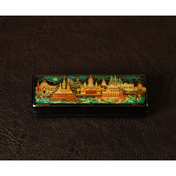 St Petersburg panorama lacquer box