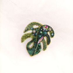 Monstera brooch, Monstera leaf, Monstera jewelry, Monstera brooch, Leaf brooch, Monstera deliciosa, Monstera plant