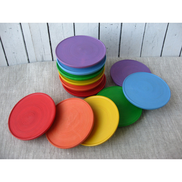 Set-of-12-rainbow-wooden-plates-toy