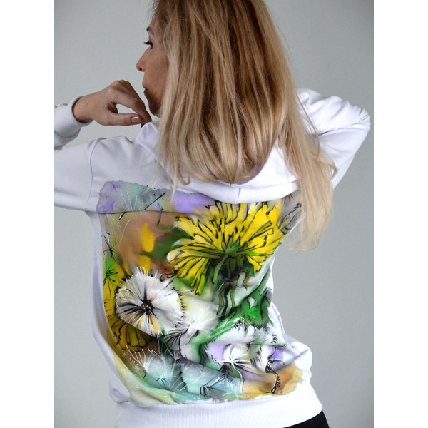 .jpgwhite- girl- hoodies- fabric- painted- clothes-dandelion- drawing- wearable- art 2