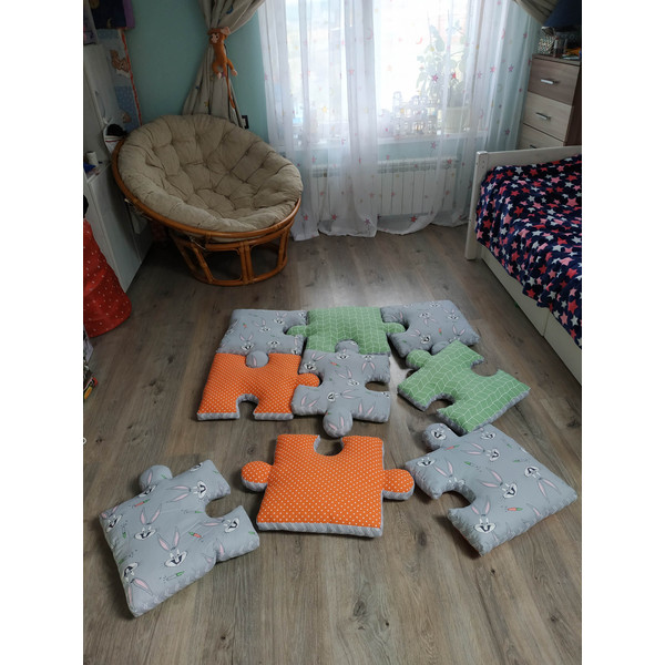 puzzle pillow mat.jpg