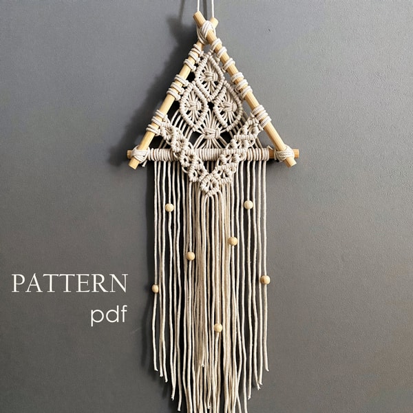 Macrame Triangle Pattern PDF, Triangular Dream Catcher tutor | Inspire ...