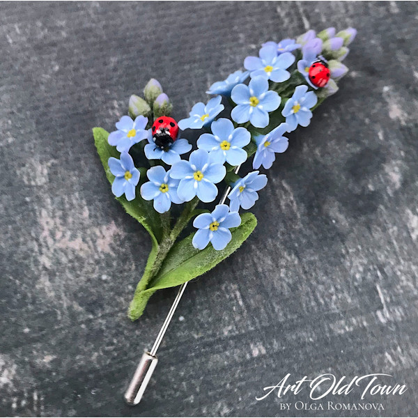 brooch-with-forget-me-not-flowers-and-little-ladybugs.jpg