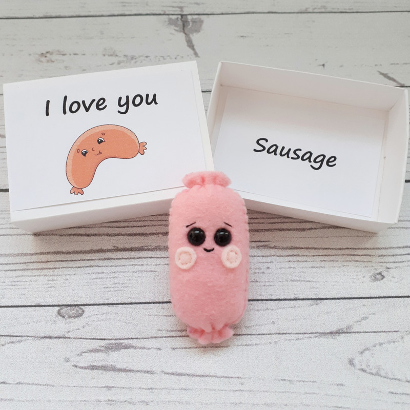 Fake-sausage-i-love-you-card
