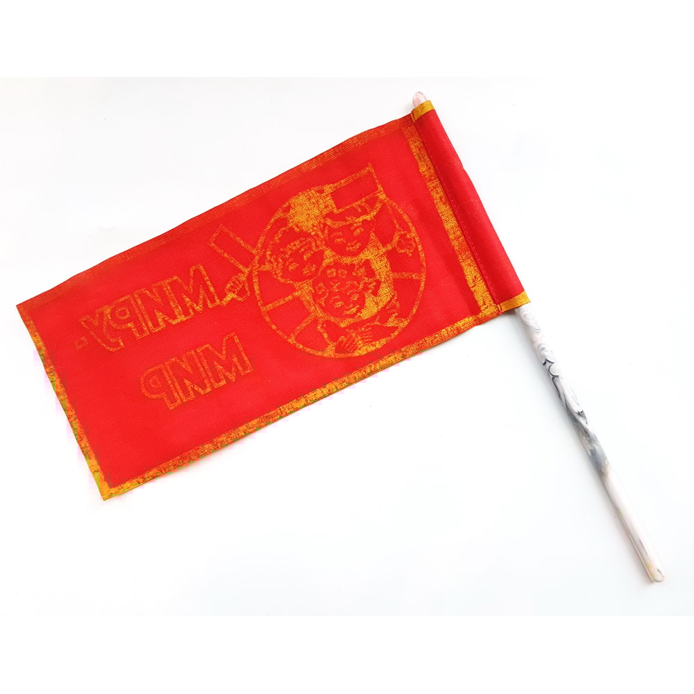 4 Vintage Russian Soviet Small Flag PEACE МИРУ-MИР for Demonstration or Parade Pennant Banner Propaganda USSR 1970's.jpg