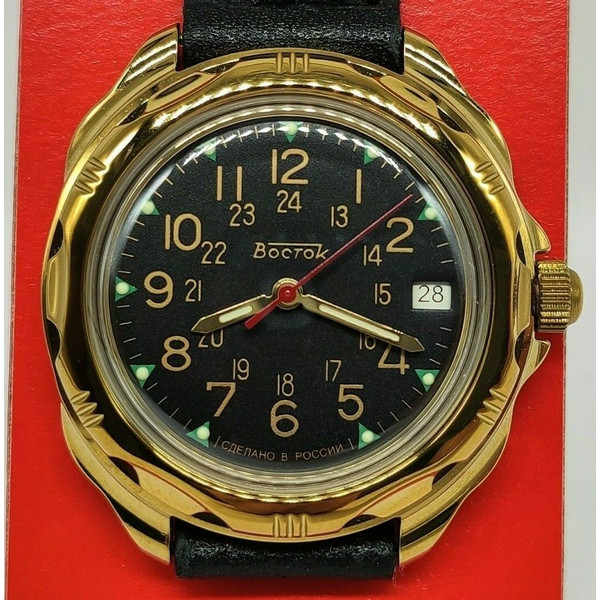 Vostok-Komandirskie-Gold-mechanical-watch-black-dial-219782-1
