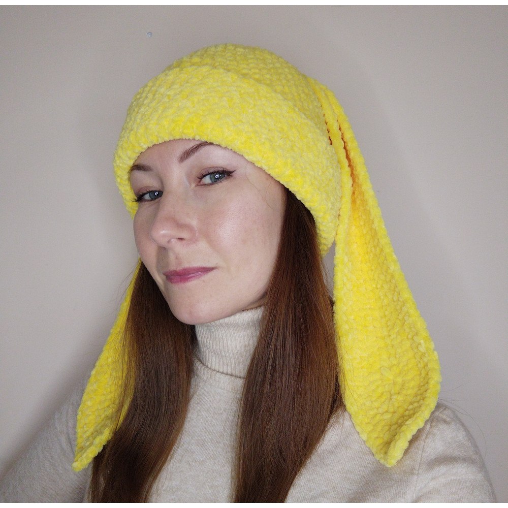 fluffy-beanie-with-ear