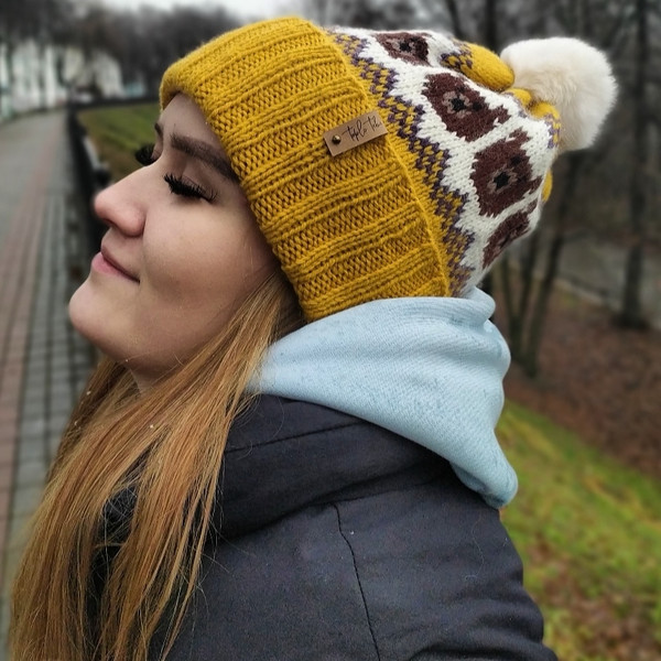 Warm-winter-yellow-knitted-hat-4.jpg