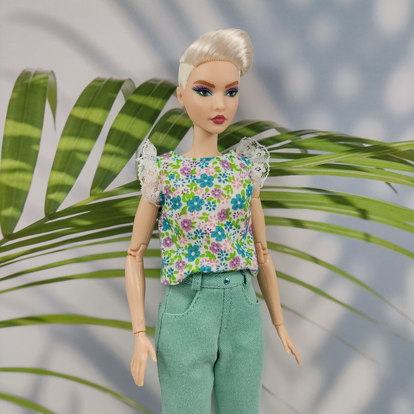 Turquoise top for barbie.jpg