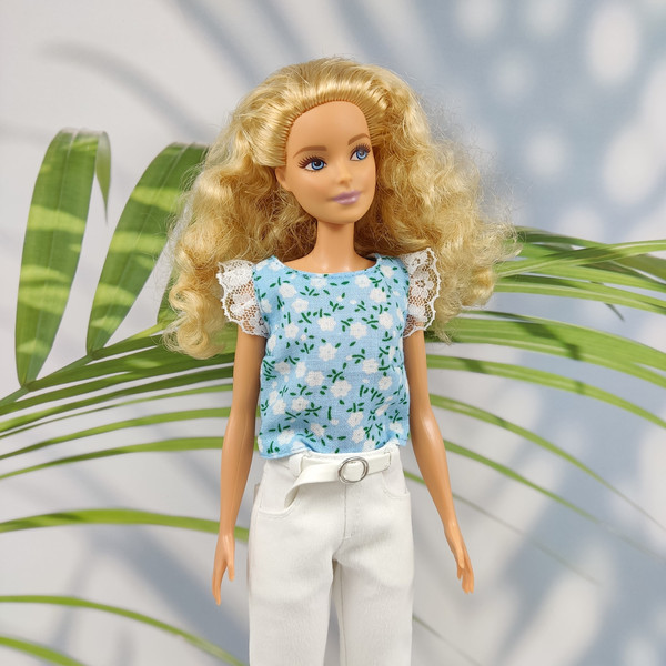 Blue blouse for barbie doll.jpg