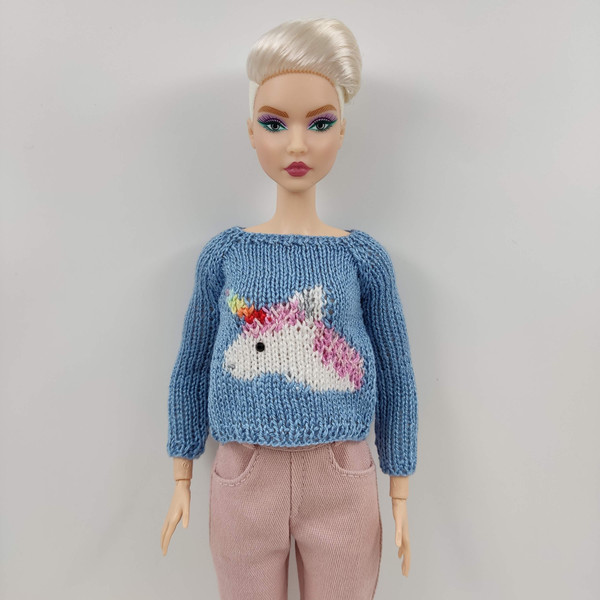 Unicorn sweater for barbie doll.jpg