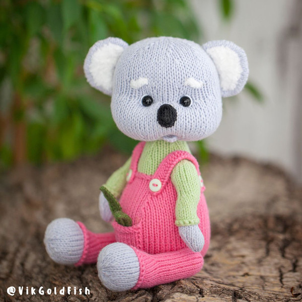 Knitted toys pattern