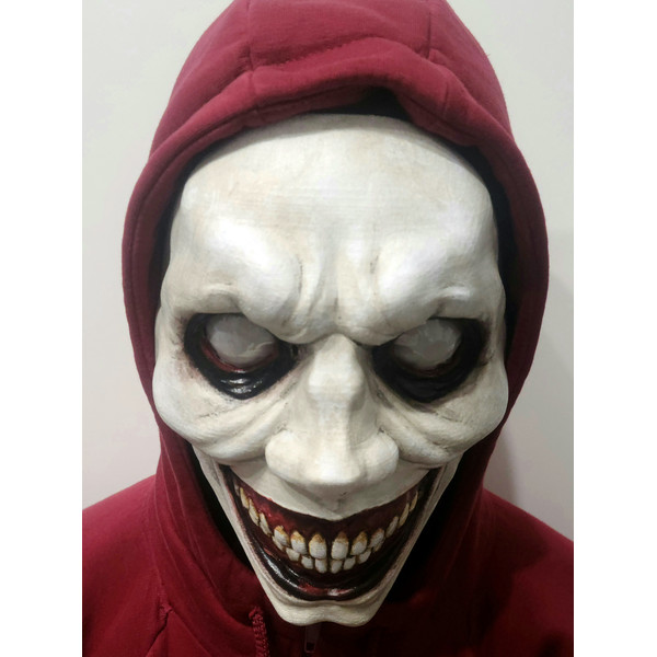 Horror smile mask.jpg