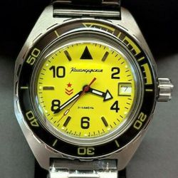 Vostok Komandirskie 2416 Yellow & Black 650855 200M Brand New men's mechanical automatic watch