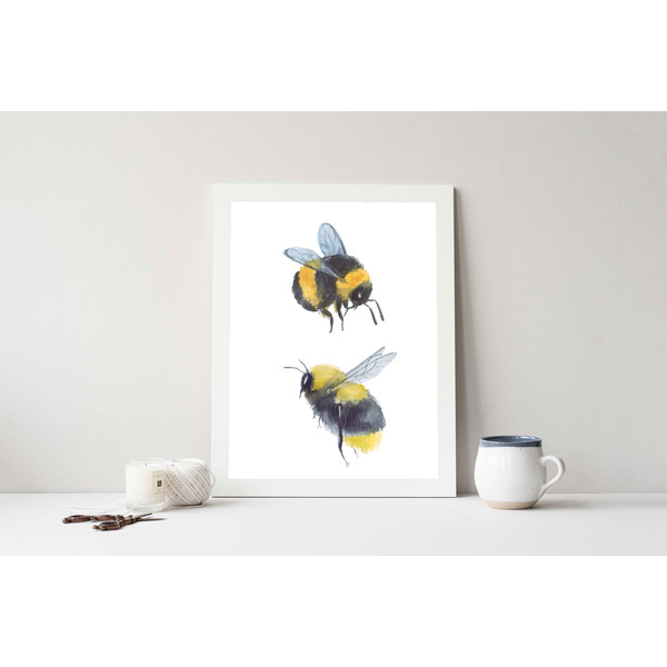 Bee print.jpg