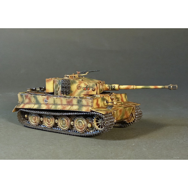 Tiger #312 505 sPzAbt 1944 (6).jpg