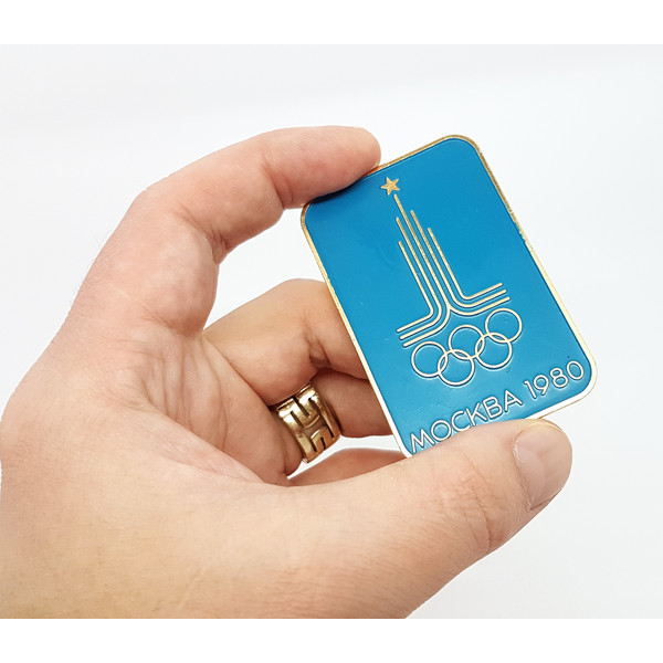 11 Pin Badge Olympic stella with Star mascot USSR Olympic Games Moscow 1980.jpg