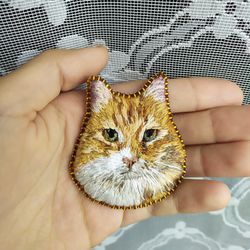 Custom Embroidered brooch of the cat or dog by your photo
