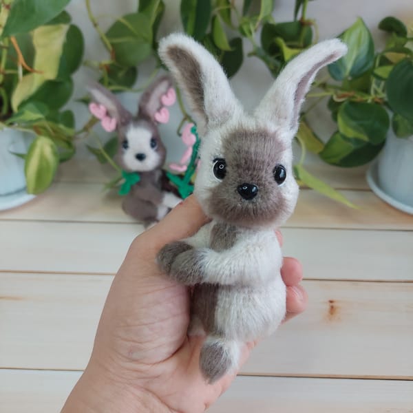 Crochet fluffy bunny pattern wiht flower. Amigurumi stuffed - Inspire ...