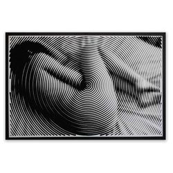 Woman / Circles / Artistic decorative wall art with optical illusion / Luxury / Gift / Circles Halftone
