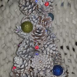 decorative Christmas tree made of pine cones