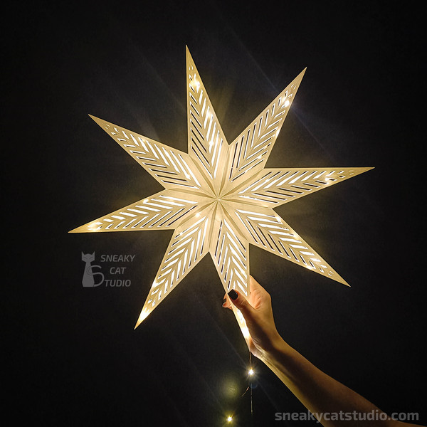 star-lantern-with-stripes-pattern-papercraft-Christmas-paper-sculpture-decor-low-poly-3d-origami-geometric-diy-3.jpg