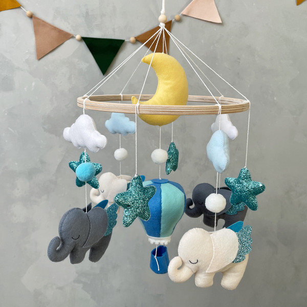 hot-air-balloon-mobile-baby-boy
