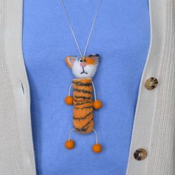 Cat chapstic lighter lip balm lipstick neck holder, funny necklace pendant pouch, felted wool cat case