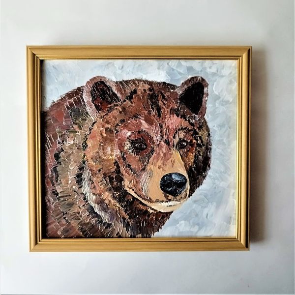 Handwritten-portrait-of-a-brown-bear-by-acrylic-paints-2.jpg