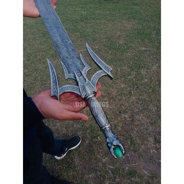 Custom Handmade BARBARIAN VIKING BATTLE Sword with leather Sheath, Hand Forged Damascus Steel Sword, Personalized Gift for Boyfriend (1).jpg