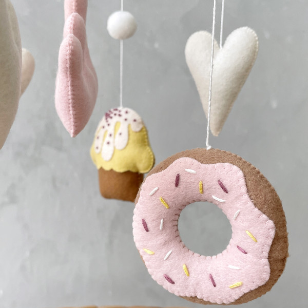 baby-girl-mobile-donut