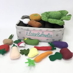felt play set vegetables garden / personalized play food set / baby gift basket for girl and boy