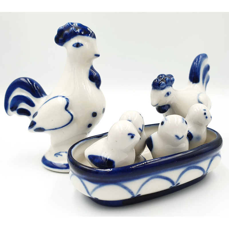 3 GZHEL Porcelain Figurines set BIRD YARD Hand Painted USSR 1990s.jpg