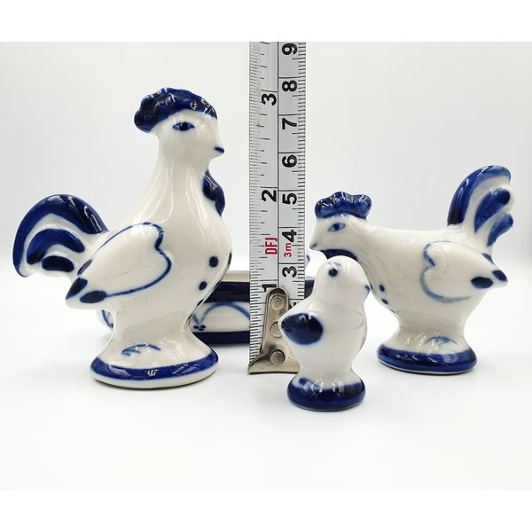 12 GZHEL Porcelain Figurines set BIRD YARD Hand Painted USSR 1990s.jpg