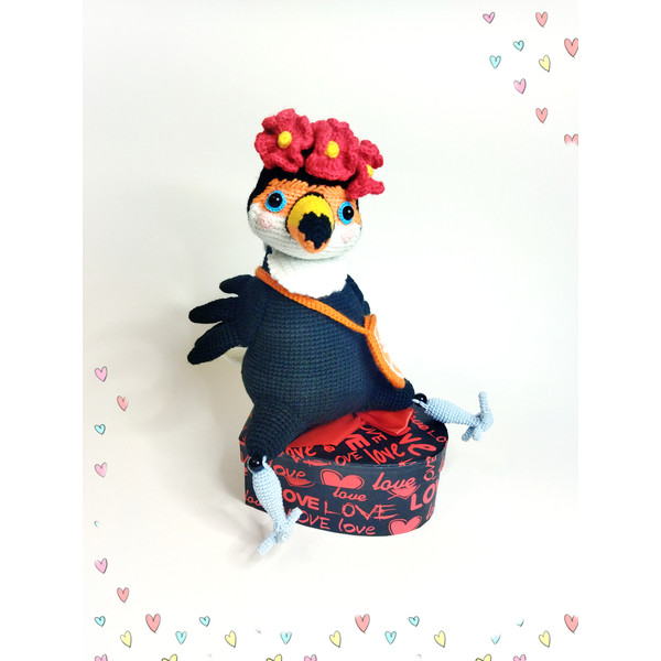 Toy Toucan bird Frida crochet pattern