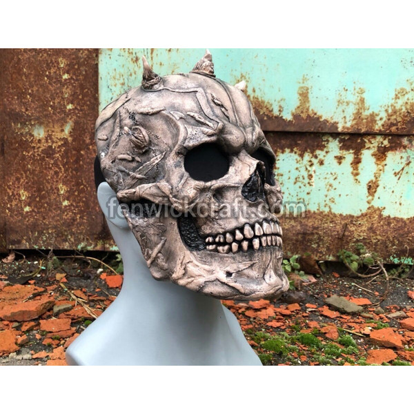 darth maul skull cosplay mask  beige