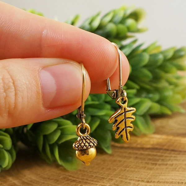 acorn-oak-leaf-forest-nature-woodland-botanical-earrings-jewelry