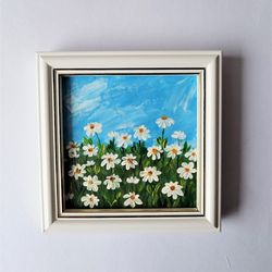 Small wall decor, Are daisies wildflowers, Daisies wall art, Flower painting acrylic, Floral paintings, Mini painting
