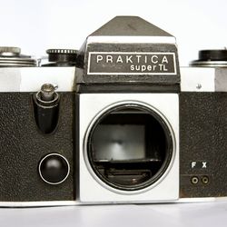 Praktica super TL film SLR body M42 mount 35mm GDR Germany