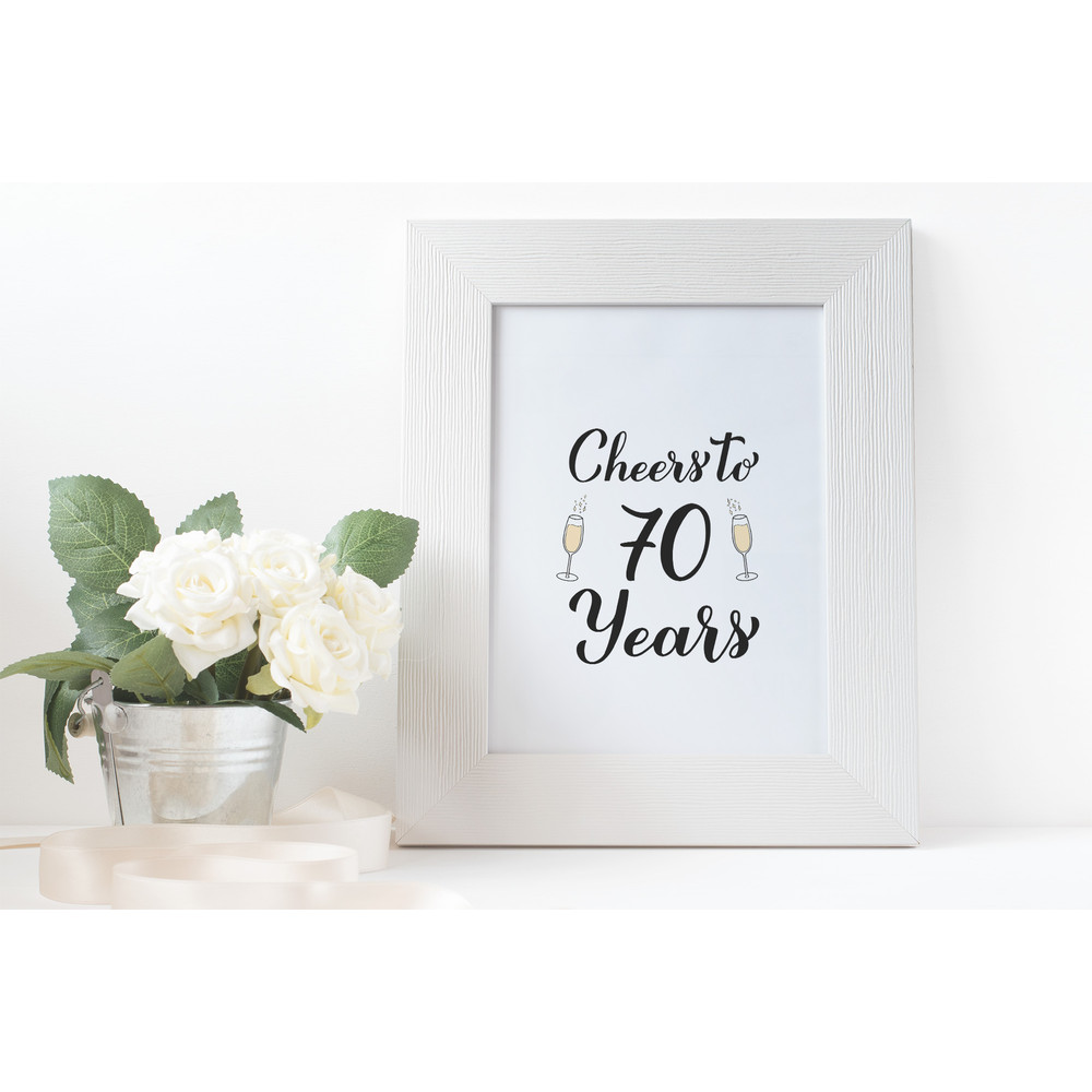 CheerstoYears018-14---Mockup2.jpg