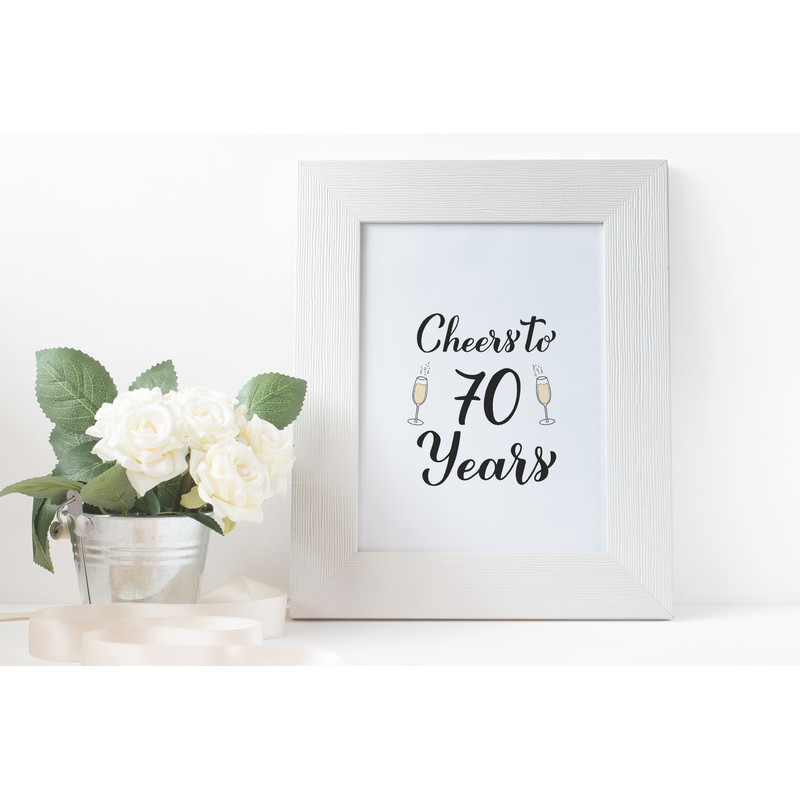 CheerstoYears018-14---Mockup2.jpg