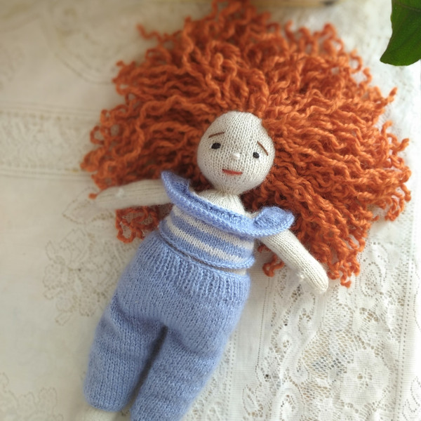 Doll knitting pattern by Ola Oslopova