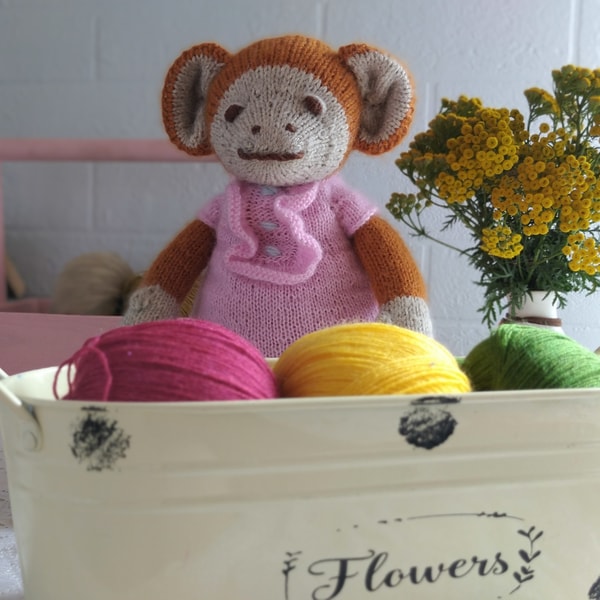 Monkey Knit Pattern Monkey knitting pattern Knitting monkey Monkey toy knitting - Inspire ...