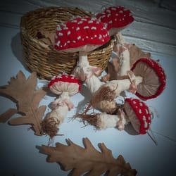 amanita textile mushroom for home decor.soft skulpture red christmas mushroom.