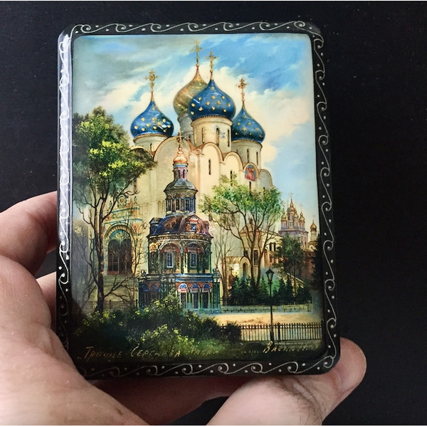 decorative jewelry box Russian lacquer miniature