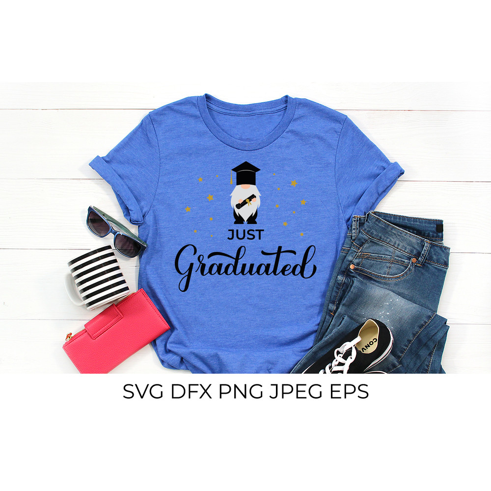 Graduation011--Mockup3.jpg